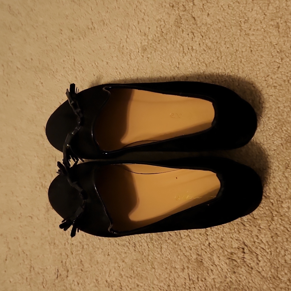 Andre assous sure flat shoes size 7.5